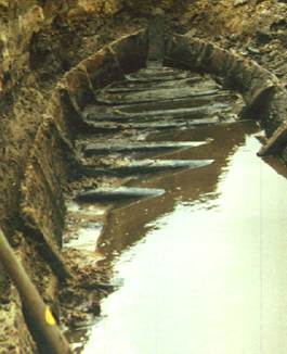 Afbeelding met grot, buitenshuis, water, natuur

Door AI gegenereerde inhoud is mogelijk onjuist.